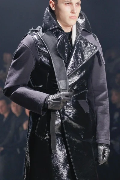 Look 83